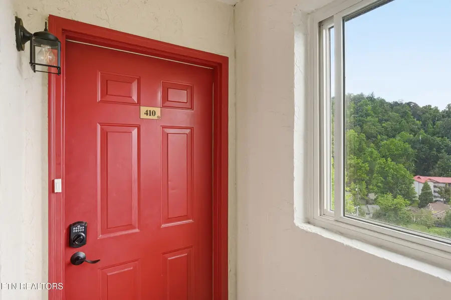 102 Baskins Creek Bypass #410, Gatlinburg, TN 37738 - #2