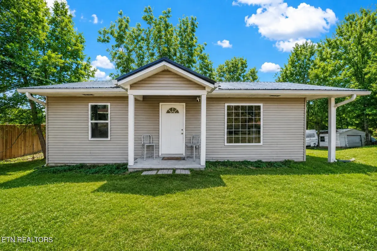 307 N Niota Rd, Englewood, TN 37329 - #1