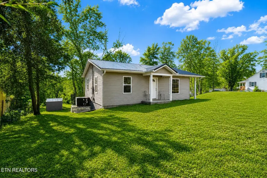307 N Niota Rd, Englewood, TN 37329 - #3