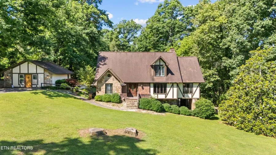 1056 Topside Drive, Sevierville, TN 37862 - #3