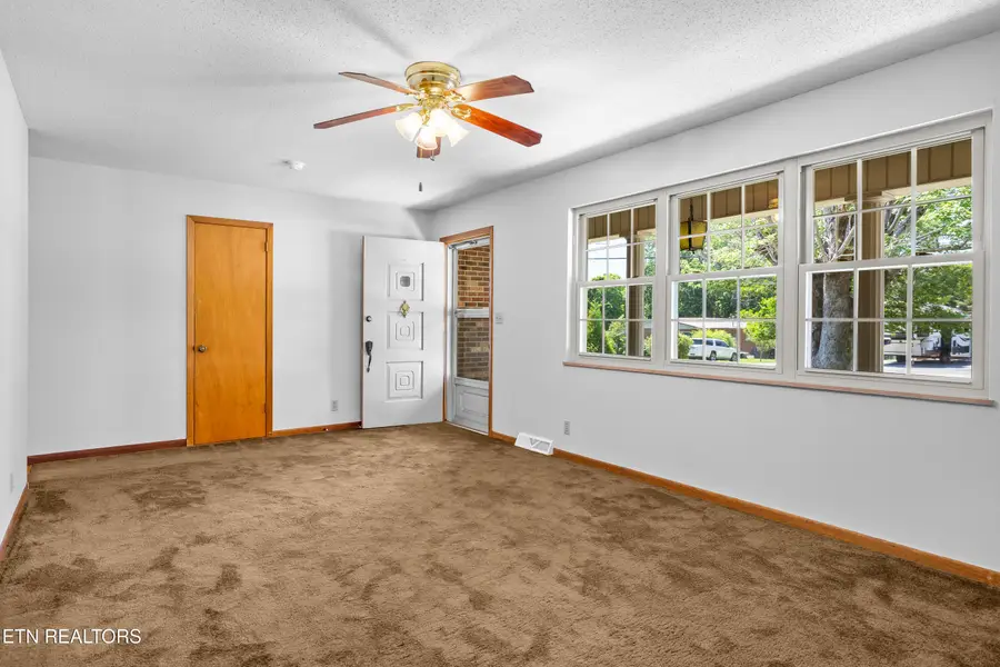 2828 Shady Lane, Maryville, TN 37803 - #2