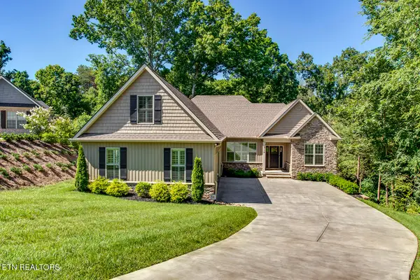 312 Elokwa Lane, Loudon, TN 37774