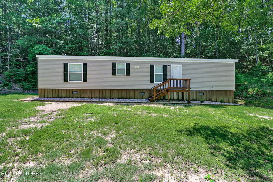 528 Poland Hollow Rd, Harriman, TN 37748 - #2