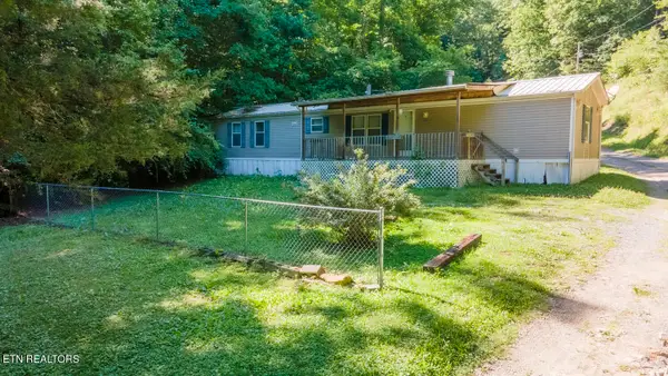 463 Lovers Lane, Townsend, TN 37882
