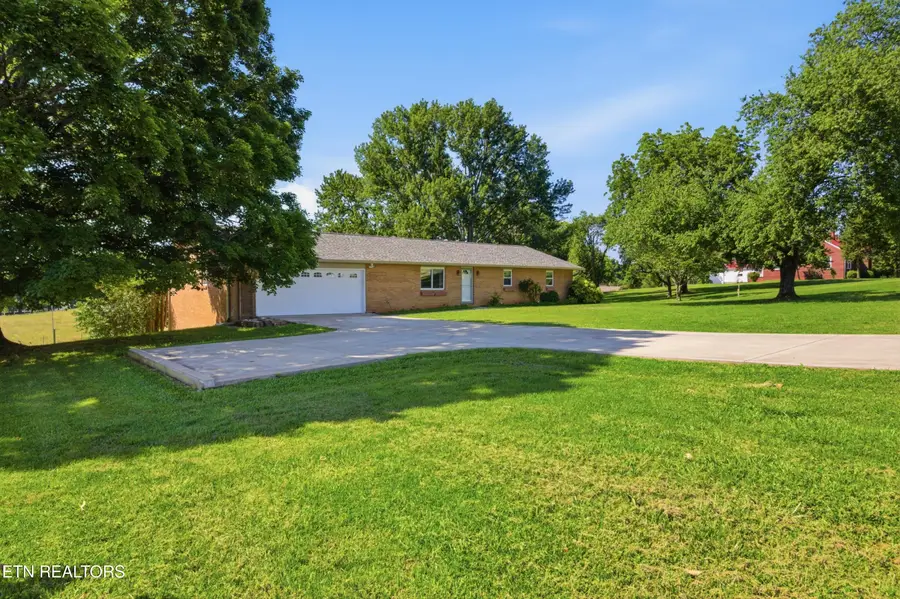 1518 E Brown School Rd, Maryville, TN 37804 - #2