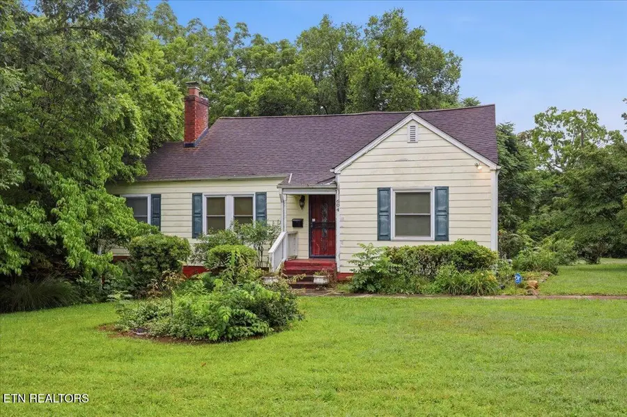 604 Woodlawn Pike, Knoxville, TN 37920 - #2