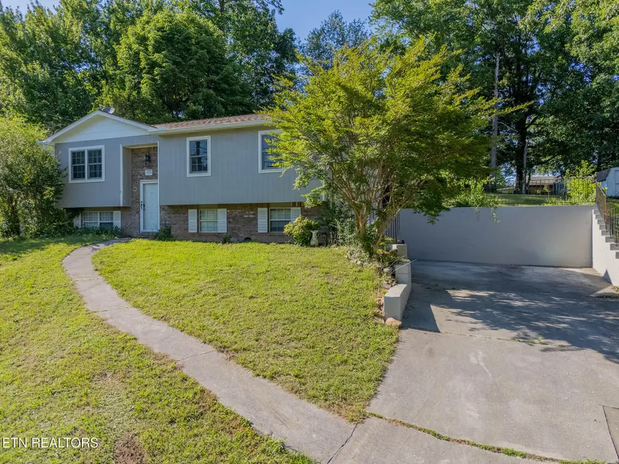 6217 Starhurst Drive, Knoxville, TN 37921 - #2