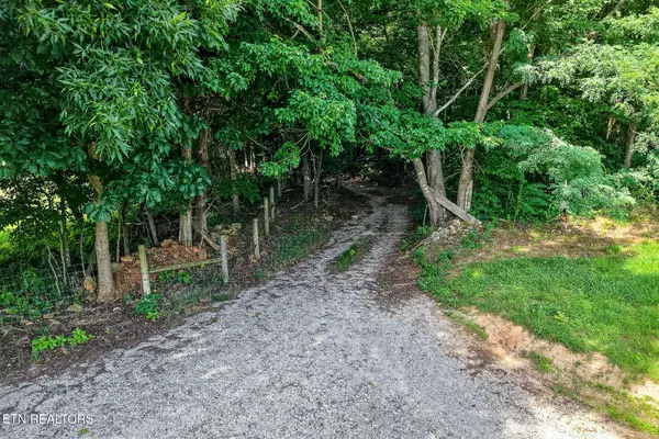 00 Moore Cove Rd, Quebeck, TN 38579