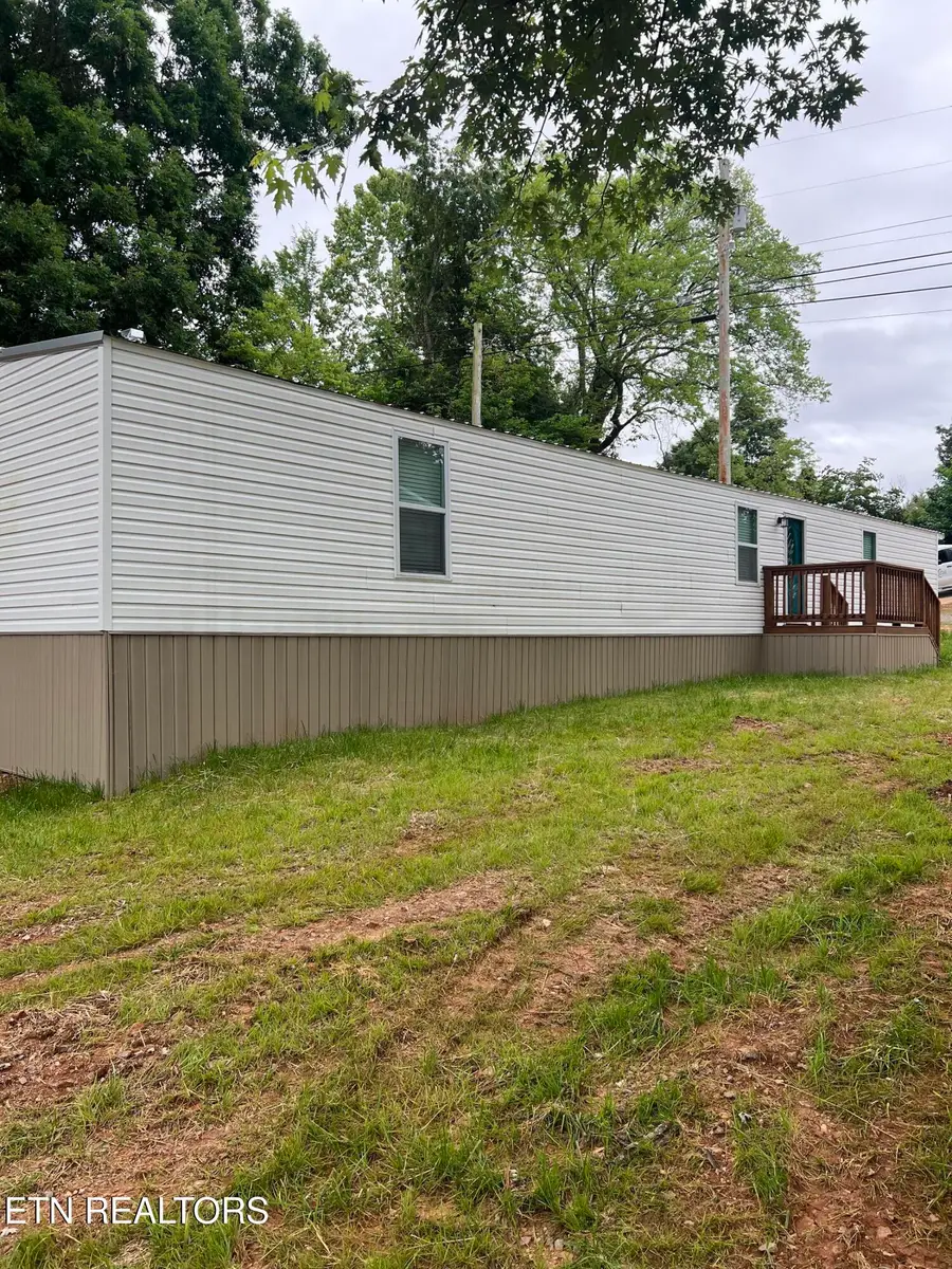 9960 Shaw Ferry Rd, Lenoir City, TN 37772 - #3