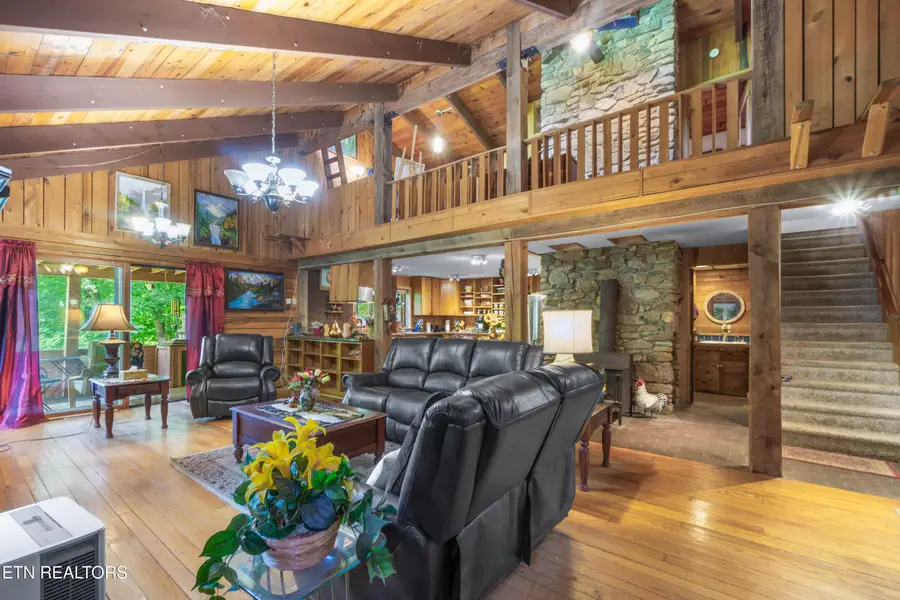 800 Tumbling Creek Rd, Erwin, TN 37650 - #3