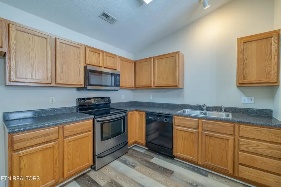 739 Greensboro Way #90, Knoxville, TN 37912 - #3