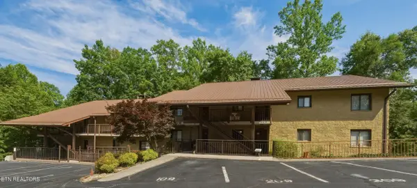 221 Woodland Rd #UNIT 310, Gatlinburg, TN 37738