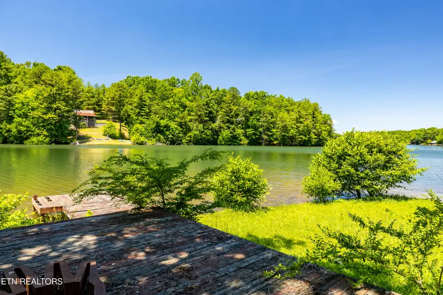 5940 Flats Rd, Tallassee, TN 37878 - #2