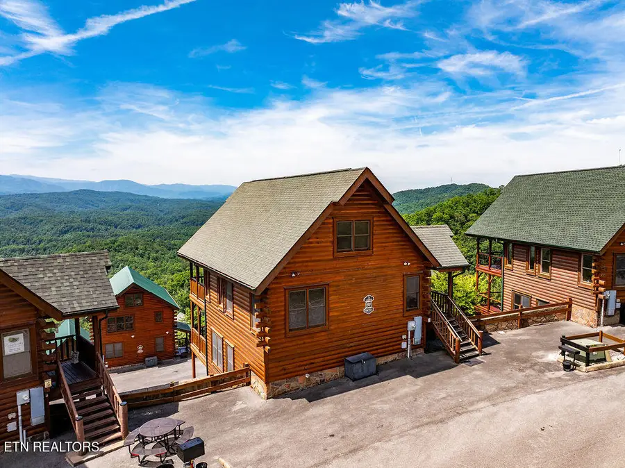 2214 Towering Hemlock Drive, Sevierville, TN 37876 - #3