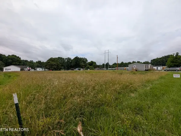 Pullman Lane, Oneida, TN 37841