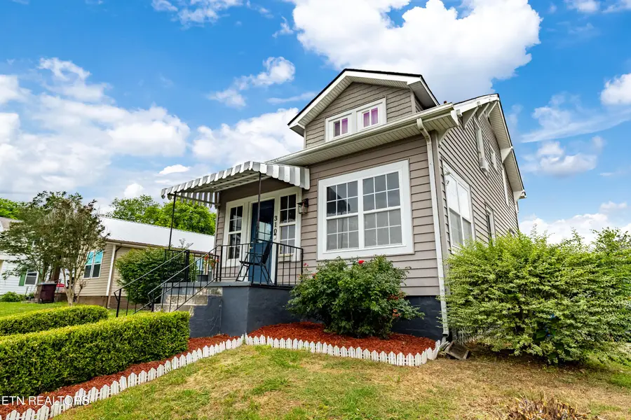310 W Lincoln Rd, Alcoa, TN 37701 - #2