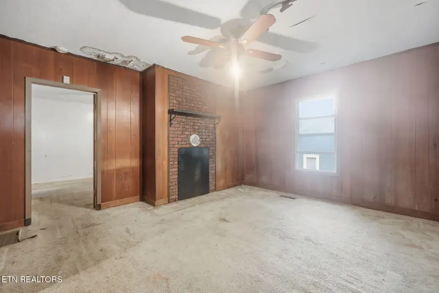 519 Watauga Ave, Knoxville, TN 37917 - #3