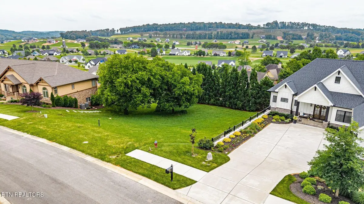 1587 Eagle Point Drive, Loudon, TN 37774 - #1