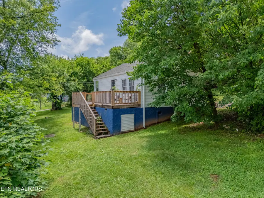 2417 Fillmore Ave, Knoxville, TN 37921 - #2