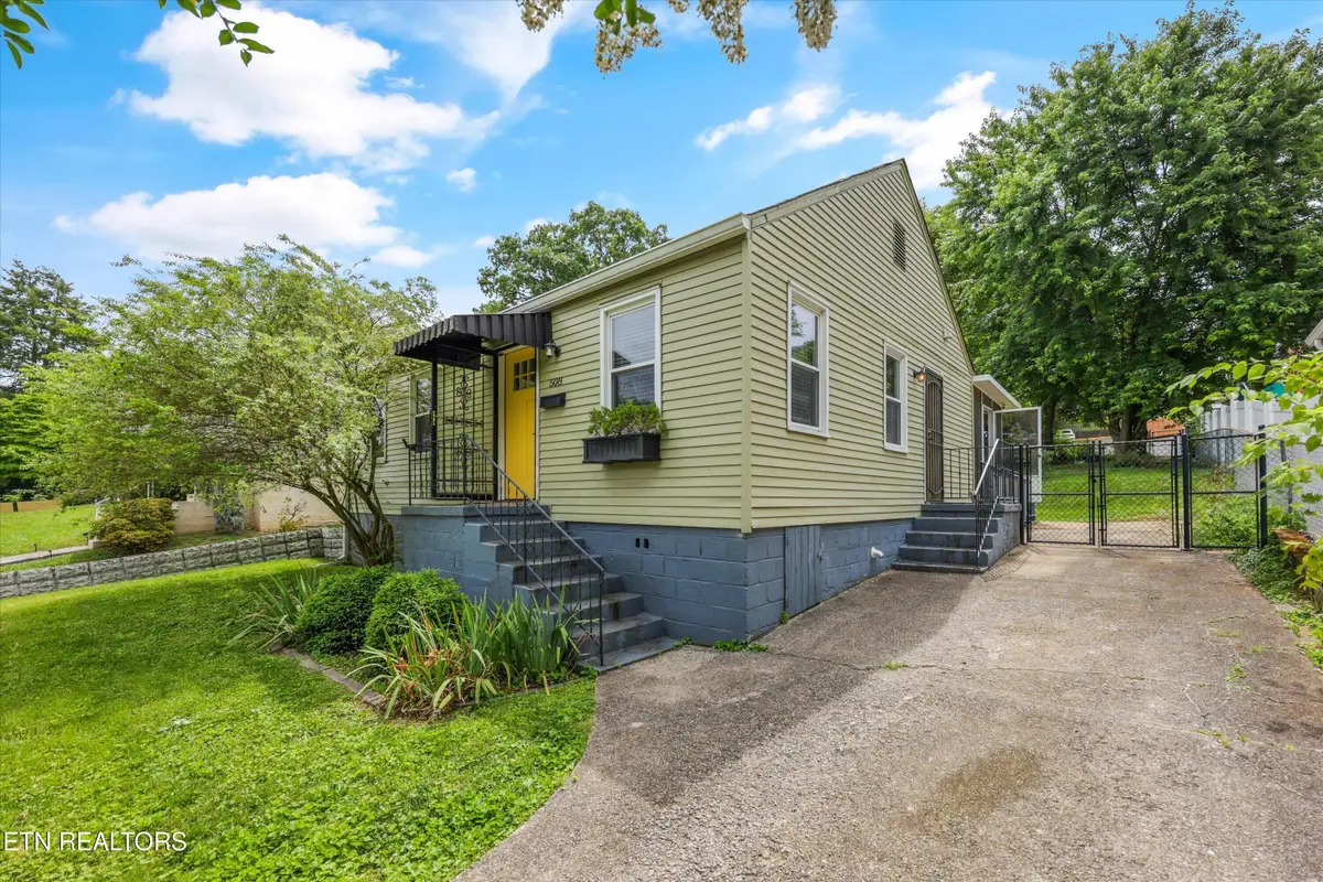 508 E Columbia Ave, Knoxville, TN 37917 - #1