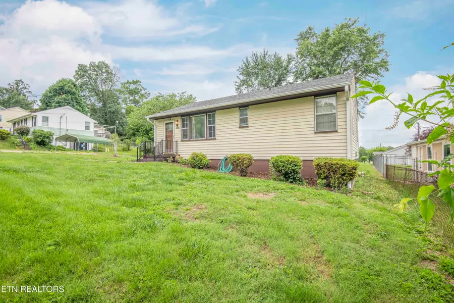 2401 Chillicothe St, Knoxville, TN 37921 - #2