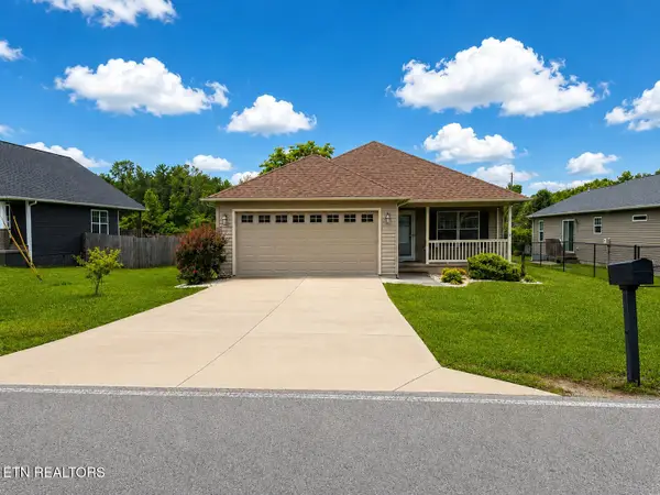 22 Panther Valley Rd, Crossville, TN 38555