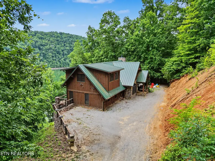 836 & 835 Jacks Bluff Rd, New Tazewell, TN 37825 - #2