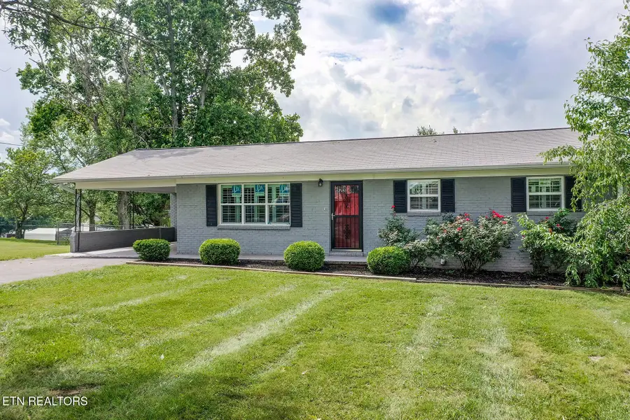 1620 Gail St, Loudon, TN 37774 - #2