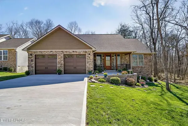 382 Saint George Drive, Crossville, TN 38558