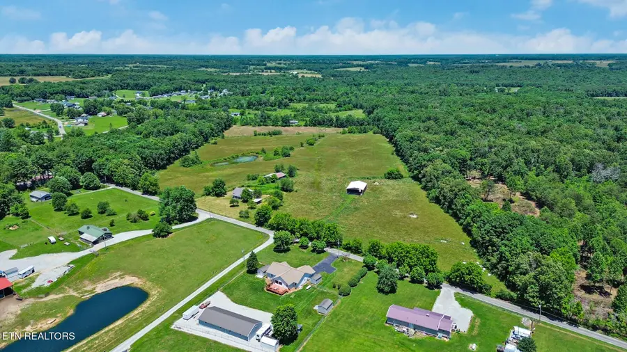 185 Ryan Rd, Crossville, TN 38571 - #3