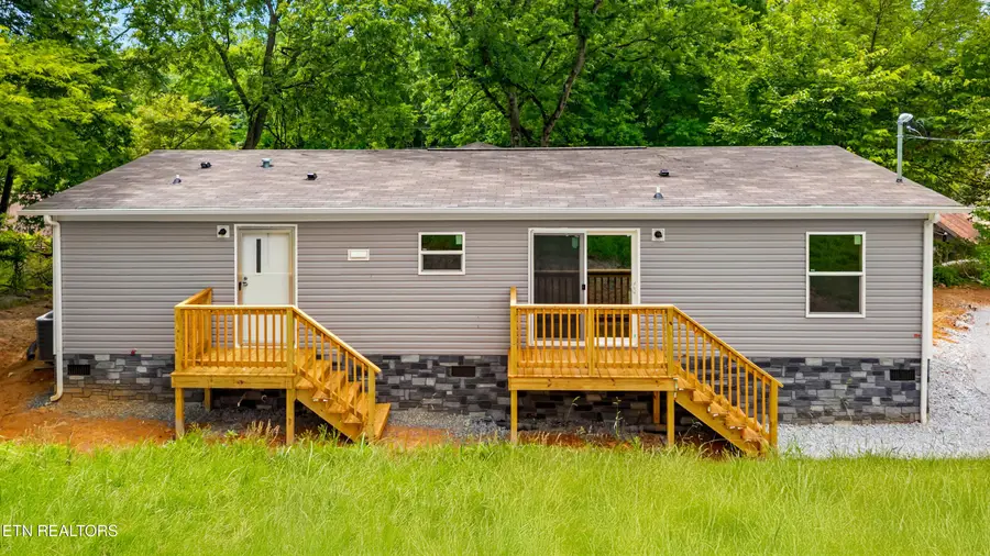 591 Freeman Ave, Newport, TN 37821 - #2