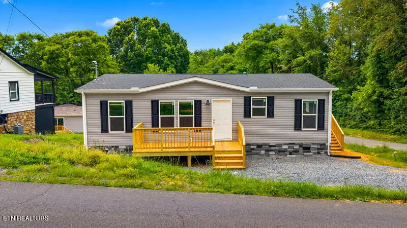 580 Woodlawn Ave, Newport, TN 37821 - #1