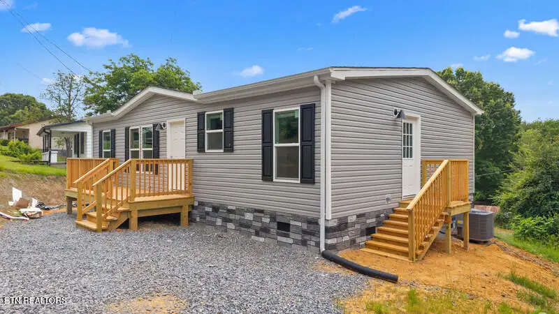 580 Woodlawn Ave, Newport, TN 37821 - #2