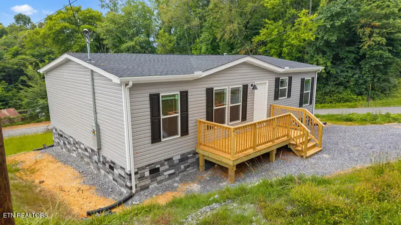 580 Woodlawn Ave, Newport, TN 37821 - #3