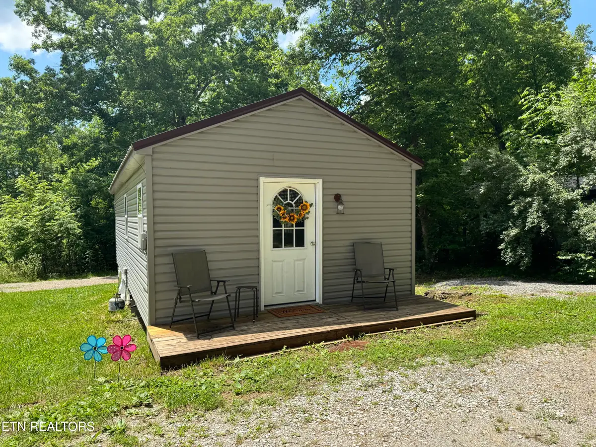 111 Stone St, Crossville, TN 38572 - #1