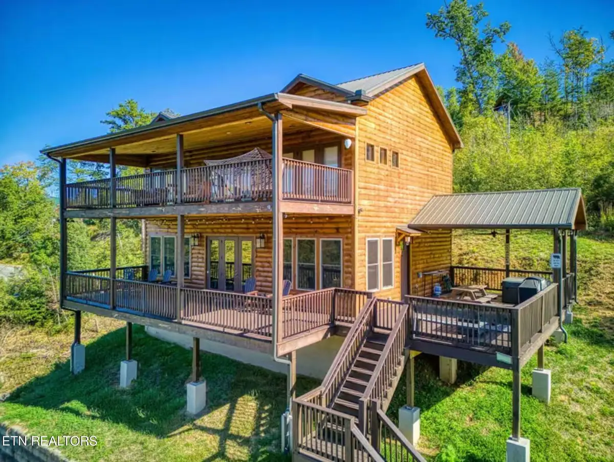 622 Timber Ridge Rd, Gatlinburg, TN 37738 - #1