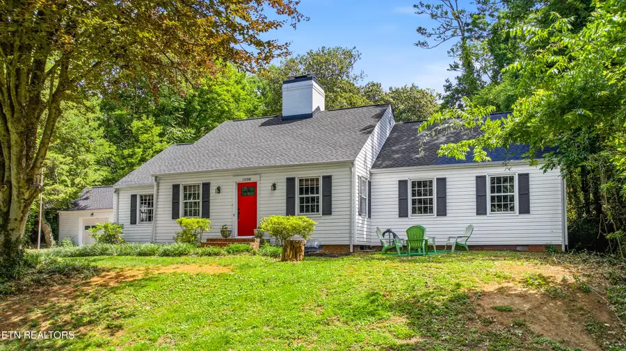 1208 S Chilhowee Drive, Knoxville, TN 37914 - #2