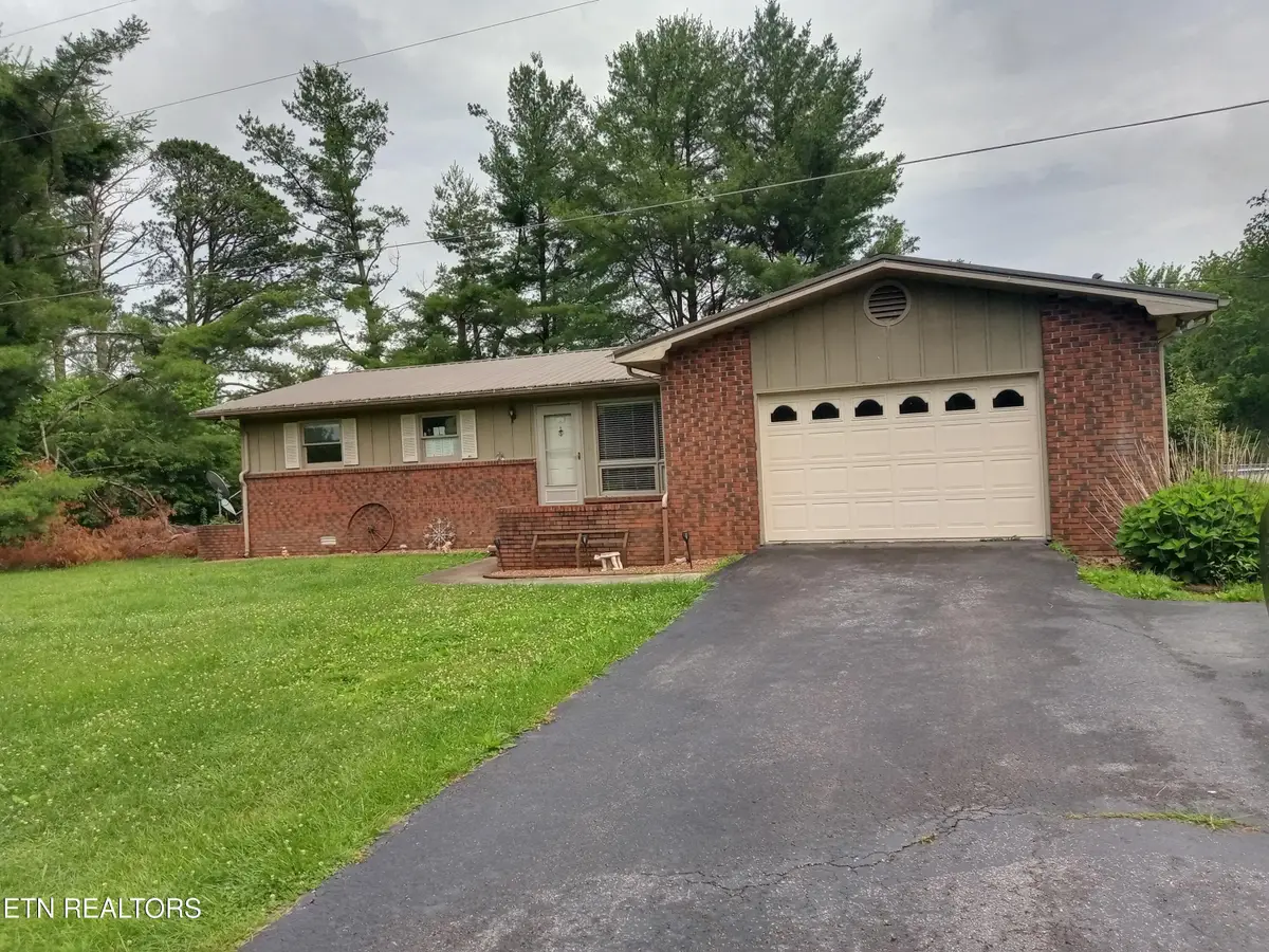 3281 NE Tabor [oop Hwy, Crossville, TN 38571 - #1