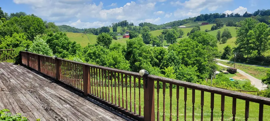151 Rolen Rd, New Tazewell, TN 37825 - #3