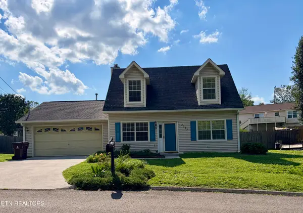 2337 Scanlon Court, Powell, TN 37849