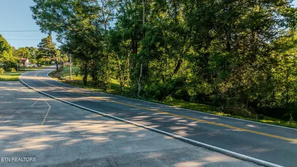 Sims Rd, Sevierville, TN 37876