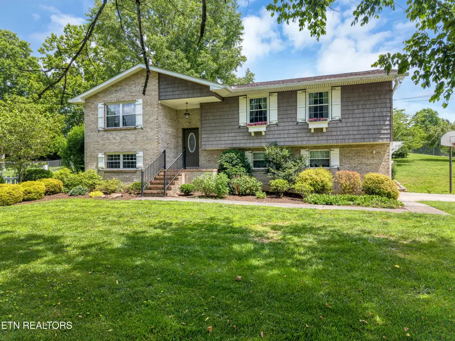 3202 Patty Rd, Maryville, TN 37803 - #3