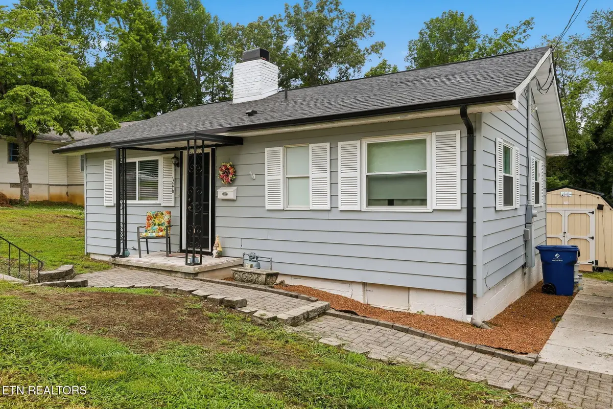 126 Kentucky Ave, Oak Ridge, TN 37830 - #1