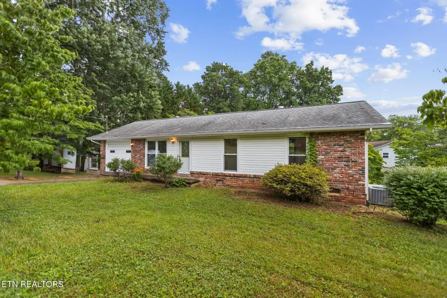 1900 Canby Hills Rd, Knoxville, TN 37923 - #2