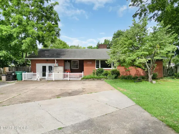 1415 Ebenezer Rd, Knoxville, TN 37922