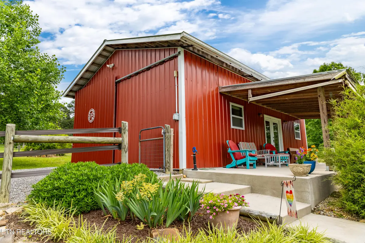 1152 Brier Branch Rd, Graysville, TN 37338 - #1