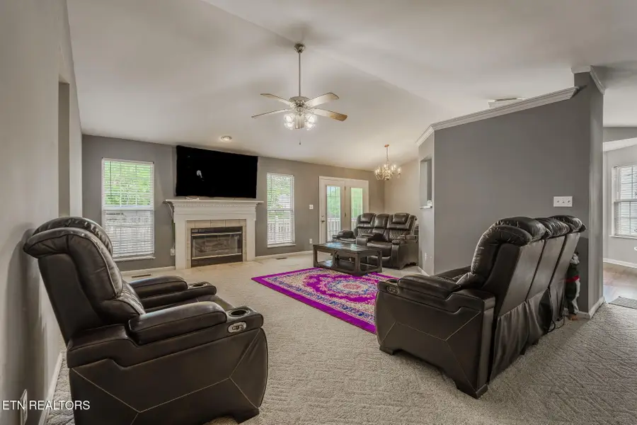 7213 Emerald Heath Rd, Powell, TN 37849 - #3