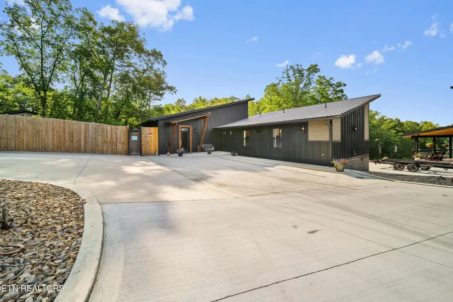 2466/2472 Mcqueen Way, Sevierville, TN 37876 - #2