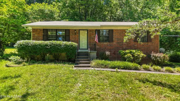 4304 Woodvale Drive, Knoxville, TN 37918