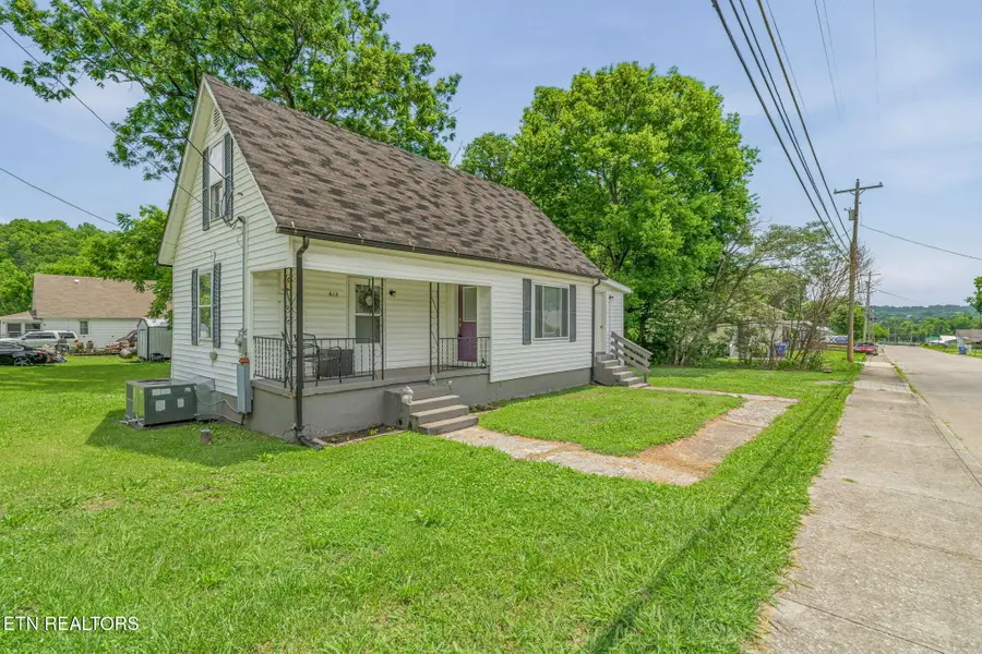 612 W Strang St, Rockwood, TN 37854 - #2
